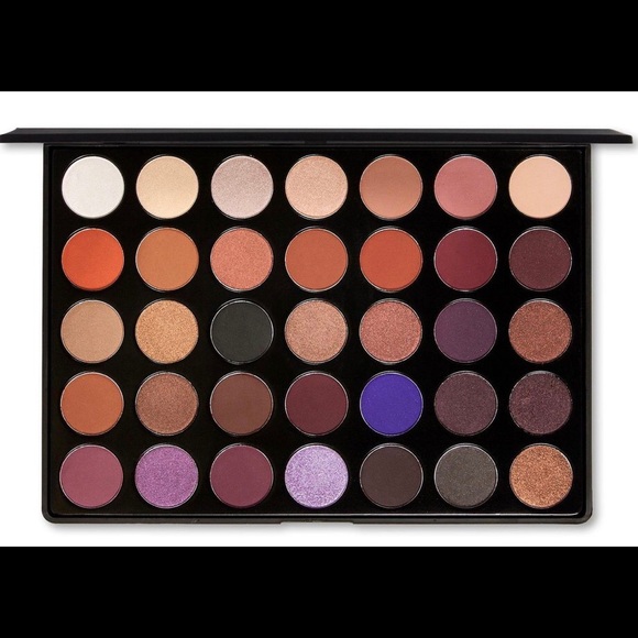 ES08 PURPLE SHIMMER & MATTE EYESHADOW PALETTE - Picture 2 of 3